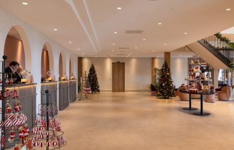 10HR – HOSP02 Van der Valk Volendam ism Van der Valk Design & Amis Furniture (Groot)