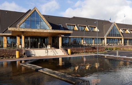 2HR – HOSP02 Van der Valk Volendam ism Van der Valk Design & Amis Furniture.jpg (Groot)