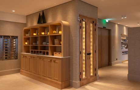 38HR – HOSP02 Van der Valk Volendam ism Van der Valk Design & Amis Furniture (Groot)