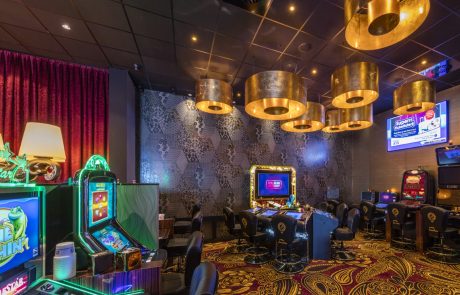 A13 entree en lobby sfeervolle verlichting en custom armaturen