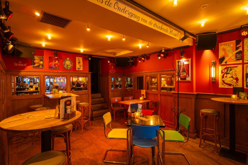 Bierlokaal de Luifel interieur foto en sfeerimpressie
