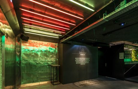 VvL171016-022 (Groot) Heineken Experience Worldbar
