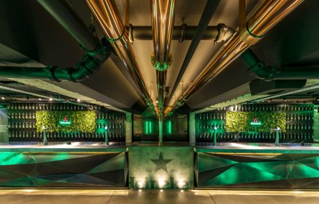 VvL171016-024 (Groot) Heineken Experience Worldbar - Bar