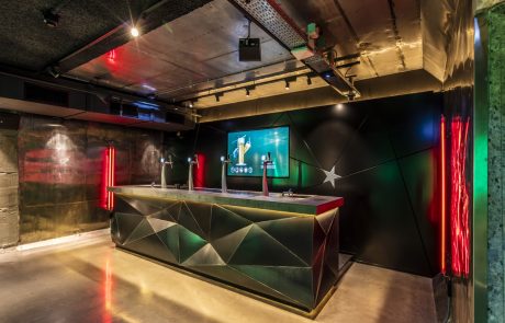 VvL171016-036 (Groot) Heineken Experience Worldbar - Bar