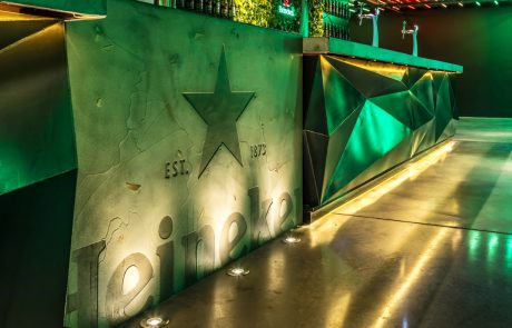 VvL171016-037 (Groot) Heineken Experience Worldbar - Bar