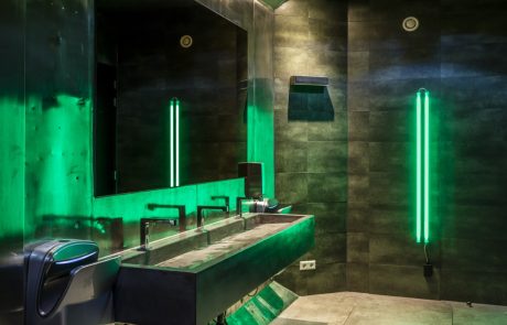 VvL171016-041 (Groot) Heineken Experience Worldbar. Toiletten
