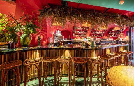 Rum Club Utrecht Sfeervolle bar met LED verlichting bij de Rum Club in Utrecht langs de grachten